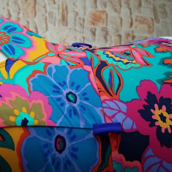 New Skinny Dippers Tapestry Swimsuit by Miraclesuit - Picture 8 of 12